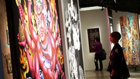 妖氣都市特展登場（1）「妖氣都市：鬼怪文學與當代藝術特展」記者會10日在空總台灣當代文化實驗場舉行，特展結合文學、藝術、動漫插畫等元素，以4個文學家的鬼怪文本為基礎，集結34組藝術品同場展示妖氣創作。中央社記者吳翊寧攝  108年7月10日