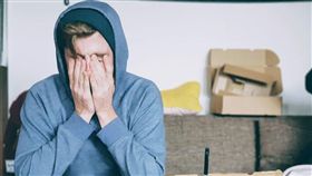 厭世,煩躁。（圖／unsplash）