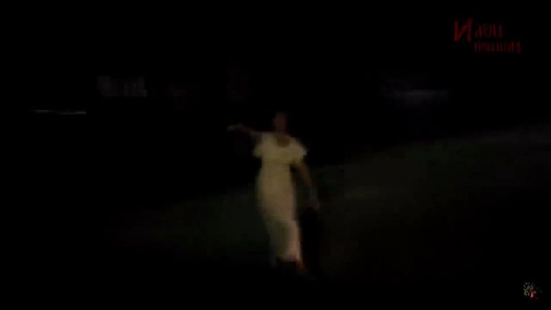 「貞子」暗夜竄出…猛撲狂抓眾人嚇瘋