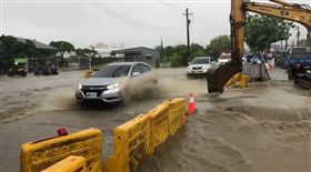 淹水,神農路,高雄,鳥松,韓國瑜,清淤