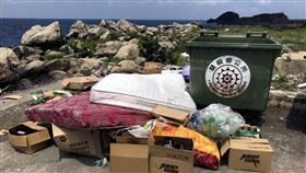 蘭嶼綠島垃圾問題堪憂高雄減少台東垃圾進廠，蘭嶼、綠島垃圾掩埋場清運停擺5個月，垃圾問題堪憂。（瑪拉歐斯提供）中央社記者盧太城台東傳真  108年5月28日