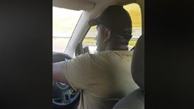南非Uber司機車上大唱自學歌劇 影片一夕暴紅