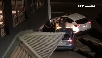 疑買得來速按喇叭示警　男遭前車痛毆