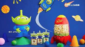 電影贈品周邊夯　柯南徽章網飆近千元