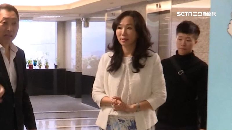 李佳芬農舍改善中　突設警衛猛犬看門
