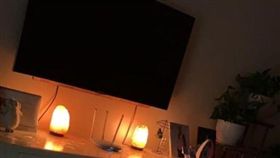 鹽燈,客廳,靈堂,告別式　圖／翻攝爆笑公社