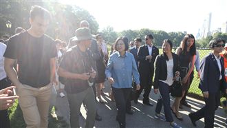 蔡英文：海外留學生說要回來投票