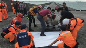 海釣,落海,遺體,台中