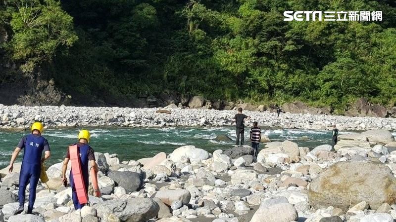 2車溯溪卡河道　隊友想救援竟遭沖走