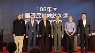 藍初選韓大勝郭17%　朱僅獲17%