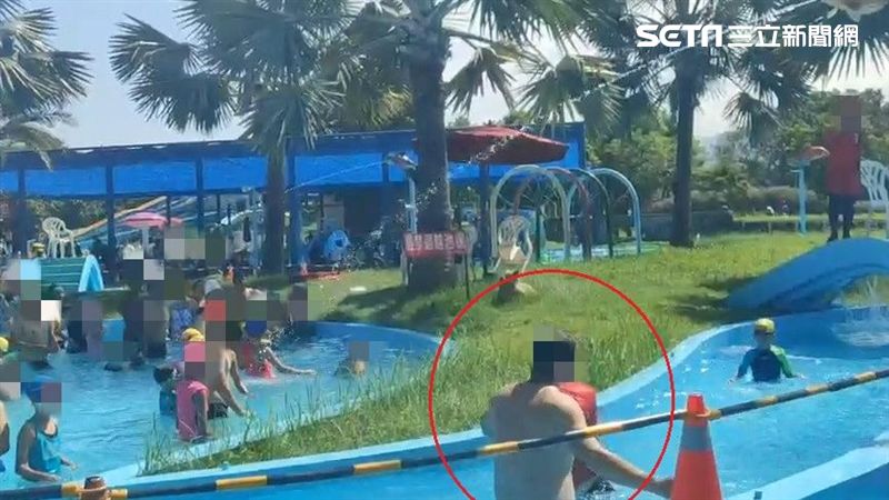 路上打到水裡！男不戴泳帽扭打救生員