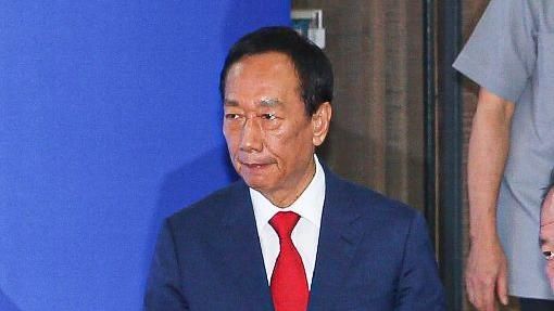 貿易戰延燒匯率戰　鴻海市值跌破兆元