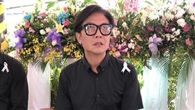 錢小豪昨直奔台東出席「孩子的書屋」創辦人「陳爸」告別式。（圖／紅心字會提供）