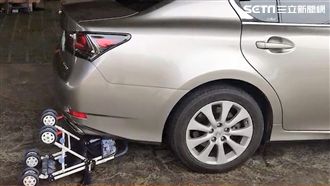 阿公洗車忽略後方　倒車撞死1歲孫子