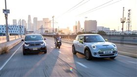 ▲BMW首款量產電動車Mini Cooper SE。（圖／翻攝網站）