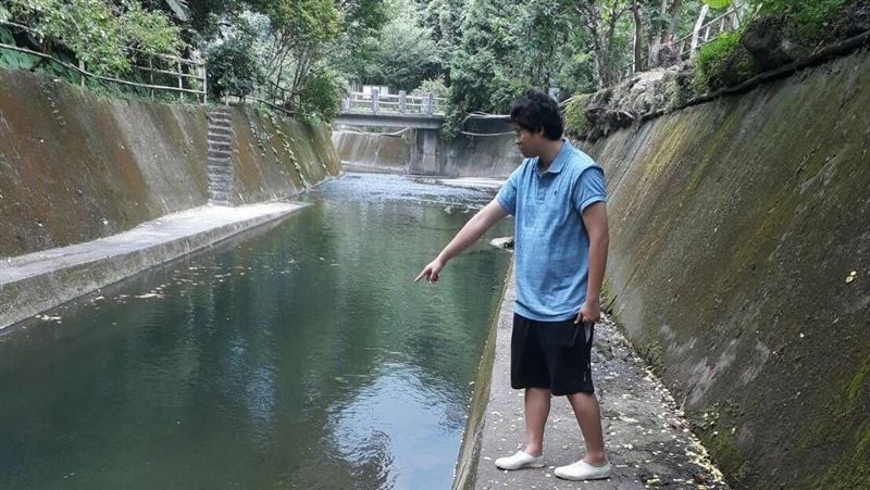 野溪戲水失足？妻兒3人獲救⋯夫命危