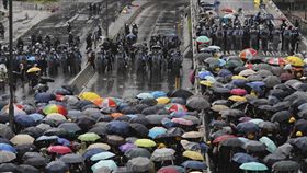 7/1香港反送中衝突（圖／翻攝自AP)