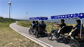 苗縣推慢魚海岸　濱海電動自行車添亮點（1）苗栗縣規劃在海線鄉鎮推動「慢魚海岸」計畫，有立委並爭取打造通霄白沙屯至後龍好望角的電動自行車休閒路線，盼結合自然景觀及休閒設施，營造觀光新契機。（翻攝畫面）中央社記者管瑞平傳真　108年7月17日
