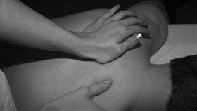 按摩 圖／翻攝自Pixabay
