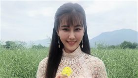 黃心娣覺得女生穿旗袍很有女人味 。（圖／周子娛樂提供）