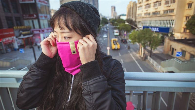 不想吸廢氣又不想戴口罩？這配備超強