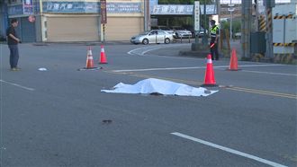 老婦過馬路遭撞亡！騎士起身就落跑