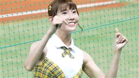 中信,兄弟,職棒,峮峮,粿粿,黃潮來襲,Passion Sisters,新血,正妹,棒球 圖／翻攝自YouTube