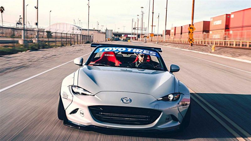 火箭兔　Mazda