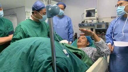 家人趕來醫院！任達華二次手術結果曝