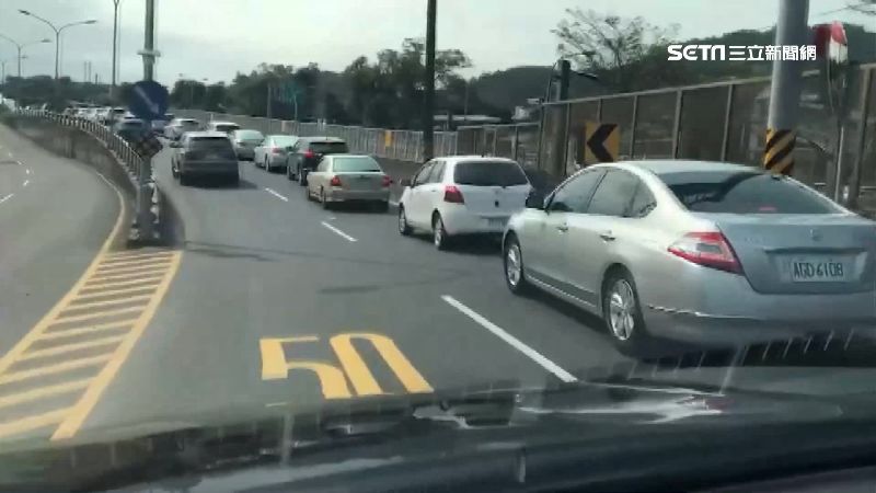 國五塞半天！人數不足竟又被趕下國道