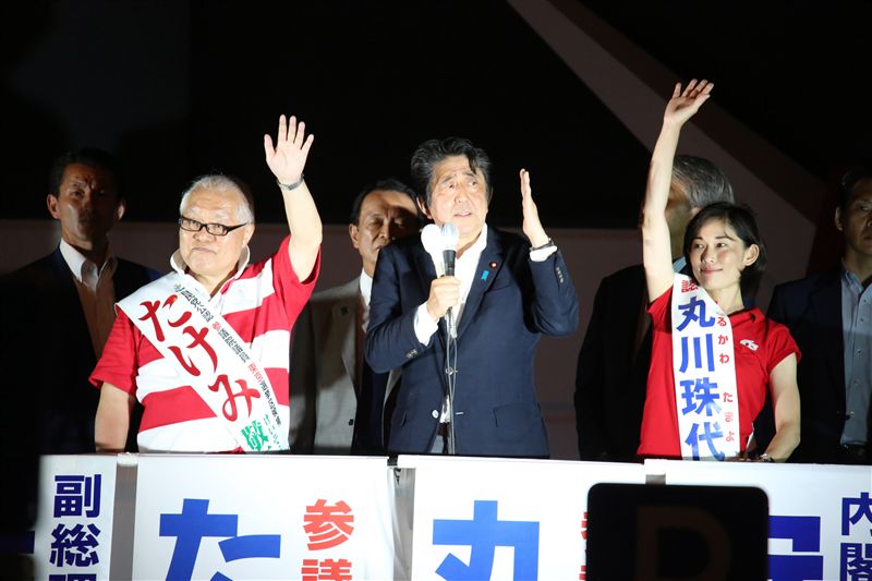 選前最後一夜　安倍拉票喊勇氣百倍！
