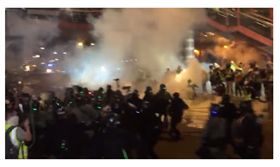 香港,反送中,白衣人,血洗元朗,催淚彈,警方