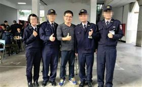 張簡復中，假律師。翻攝Alan Chang Chien FB