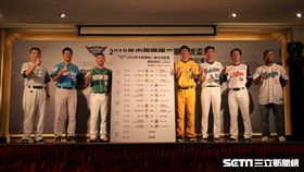 二軍與大專交流賽。（圖／記者王怡翔攝影）