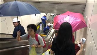 獨／捷運站驚傳漏水！北捷回應沒影響