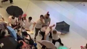  反送中／白衣人血洗元朗！港人遭毆等嘸警　釀36傷1命危 圖翻攝自臉書