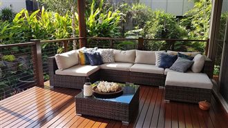 巨蟒神藏匿躲陽台！網崩潰：到底在哪