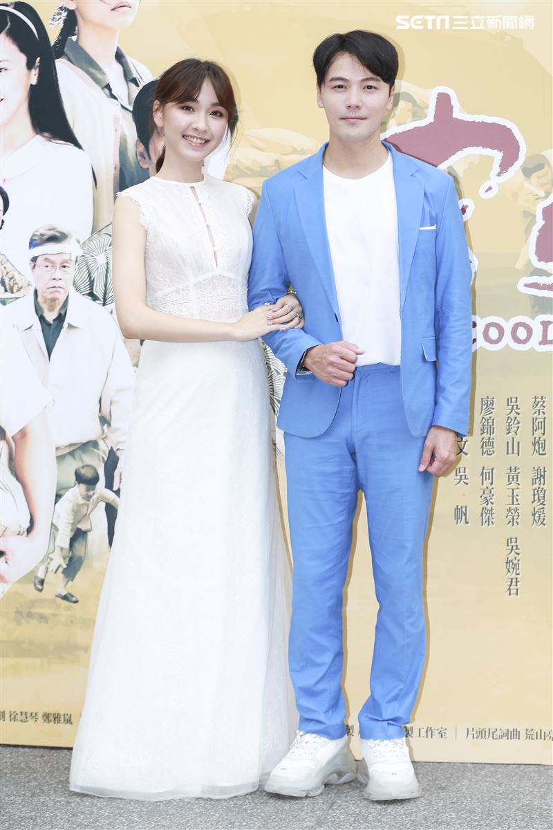 公視時代生活劇《苦力》首映記者會主演黃文星、林玟誼。（記者林士傑/攝影）