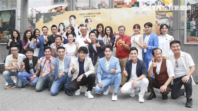 公視時代生活劇《苦力》首映記者會主演。（記者林士傑/攝影）