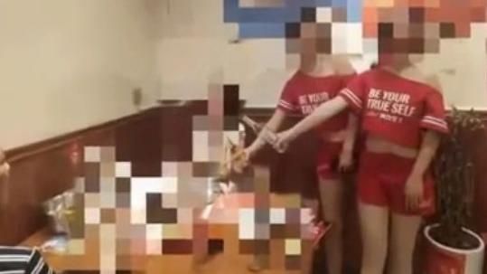她遭外籍男掐喉摸胸！老闆竟塞錢封口