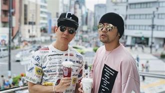 周杰倫JJ合體喝奶茶　粉哭喊母湯啊