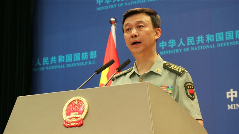 中國國防部：關注香港　按駐軍法處理