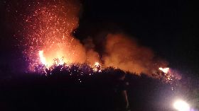 疑電動機車引大火　綠島信仰中心險遭火