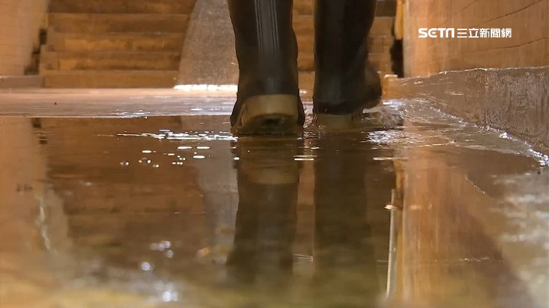 高雄雨退不了！雨後6天地下道還積水