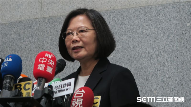 民進黨人事寄生華航？　蔡英文回應了