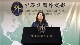 美軍艦再通過台海  外交部：國際水域自由航行美艦再度通過台海，外交部副發言人歐江安25日表示，台灣海峽是國際水域，美方依據國際法在國際水域自由航行。中央社記者侯姿瑩攝  108年7月25日