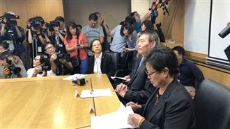 黃國昌再戰華航：幫助走私不是共犯嗎