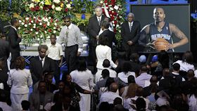 ▲Lorenzen Wright的追思會。（圖／美聯社／達志影像）