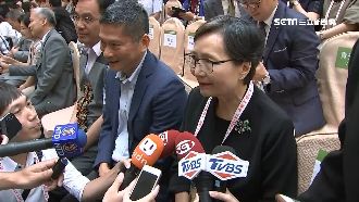 私菸案燒5日！葉菊蘭現身美食展封口