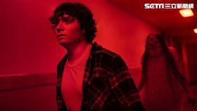 甲上娛樂提供《在黑暗中說的鬼故事》